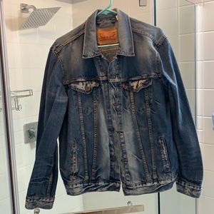 Levi’s Jean Jacket Large